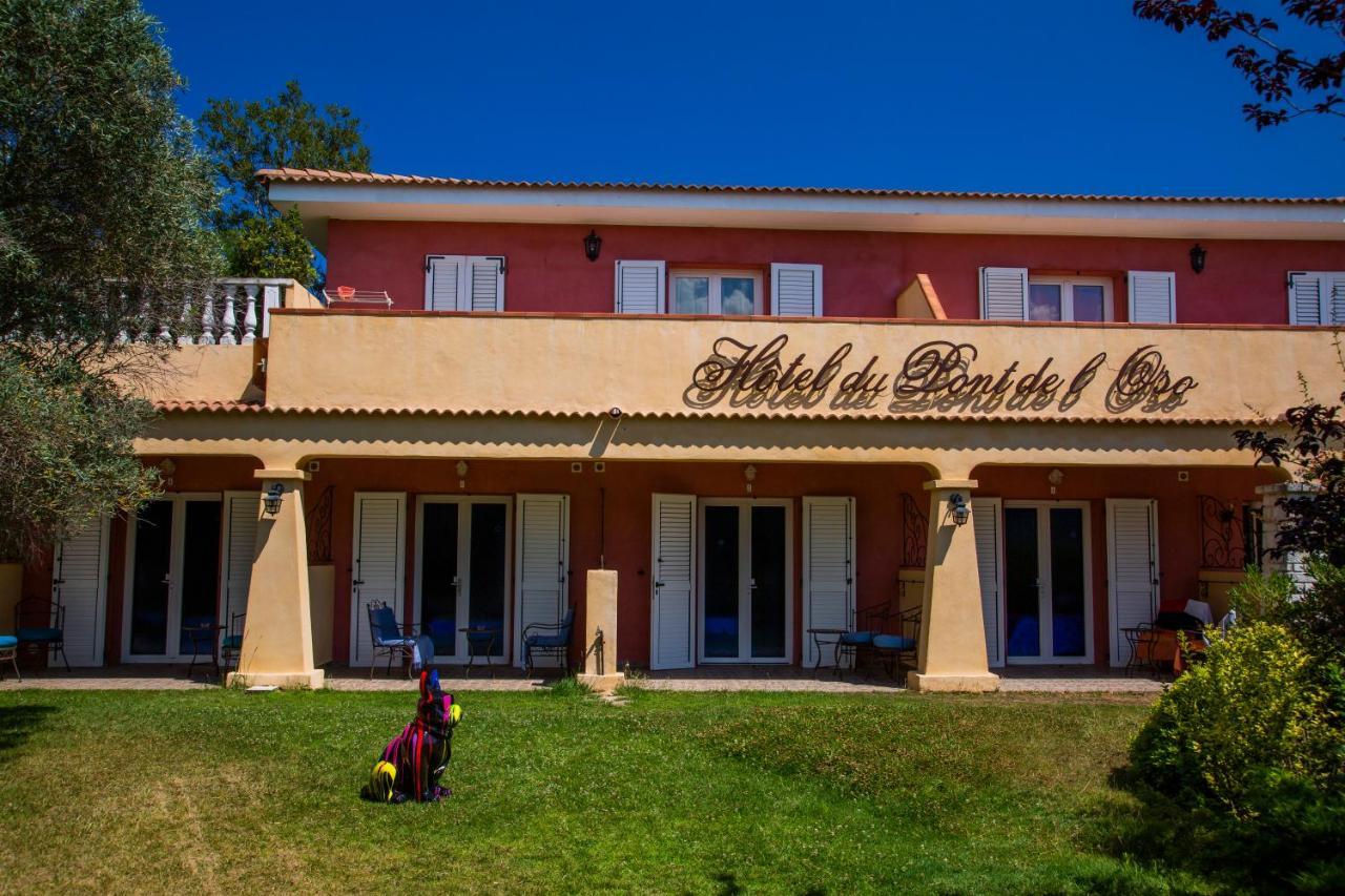 Hotel Du Pont De L'Oso Lecci Exterior foto